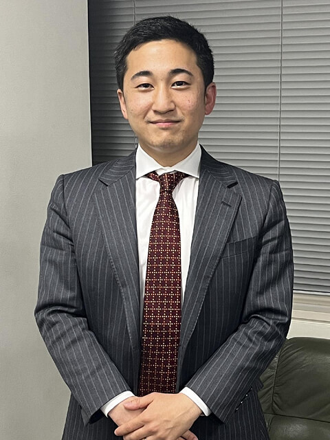 代表取締役近影